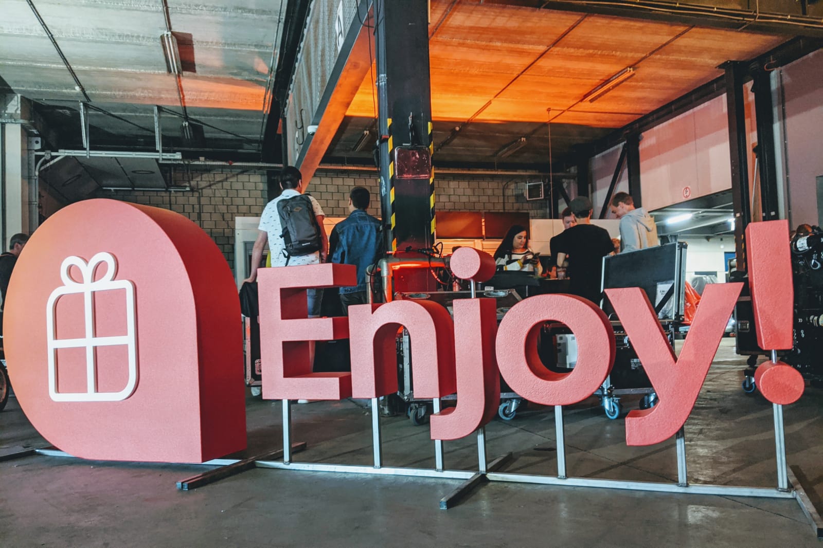 isocraft Letters & Logo's Proximus Enjoy